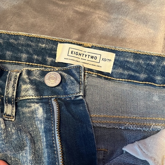 Denim skirt - Picture 3 of 3